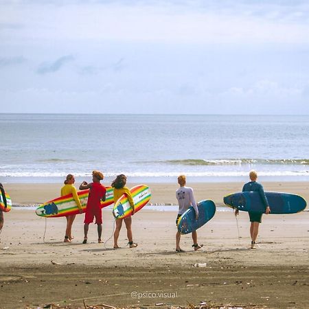 ホテル Surf House Estilo Libre ブエナベントゥラ エクステリア 写真